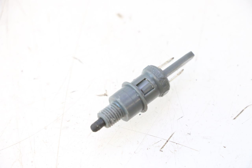 photo de LEFT STOP LIGHT SWITCH PEUGEOT VIVACITY NEW 2T 50 (2008 - 2017) - Main view