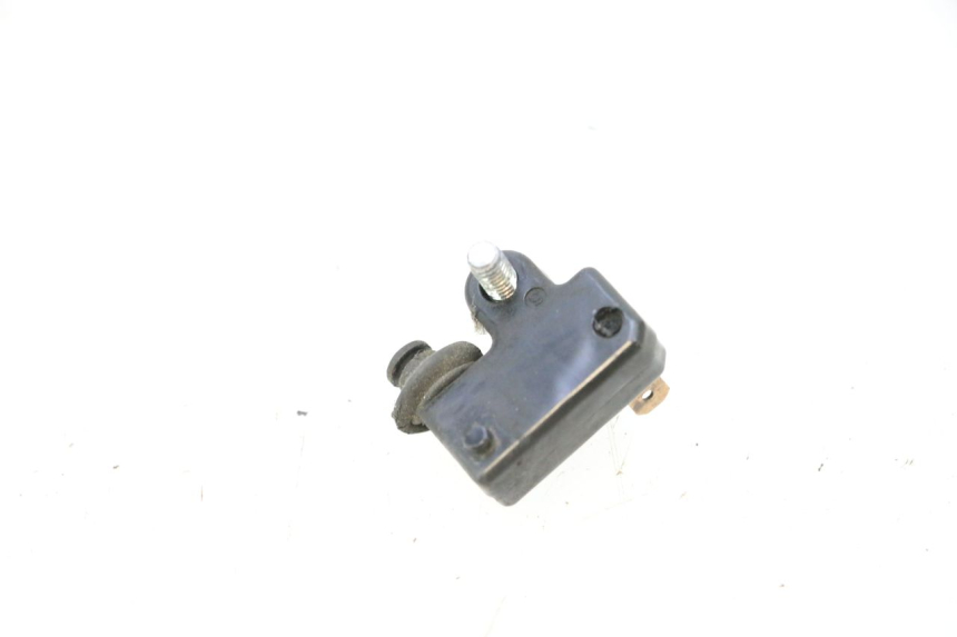 photo de LEFT STOP LIGHT SWITCH YAMAHA X-MAX XMAX 125 (2010 - 2013) - Zoom on usage condition
