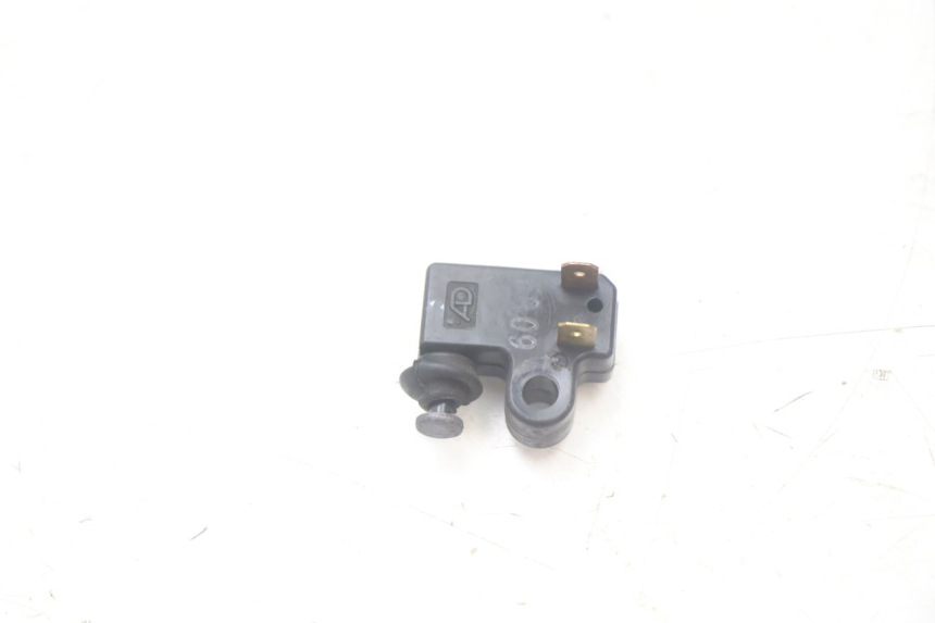 photo de LEFT BRAKE LIGHT SWITCH YAMAHA XMAX X-MAX 125 (2006 - 2009) - Component detail