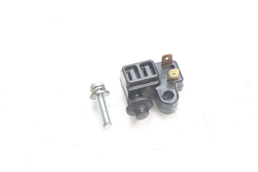 photo de LEFT STOP LIGHT SWITCH YAMAHA X-MAX XMAX 125 (2010 - 2013) - Component detail