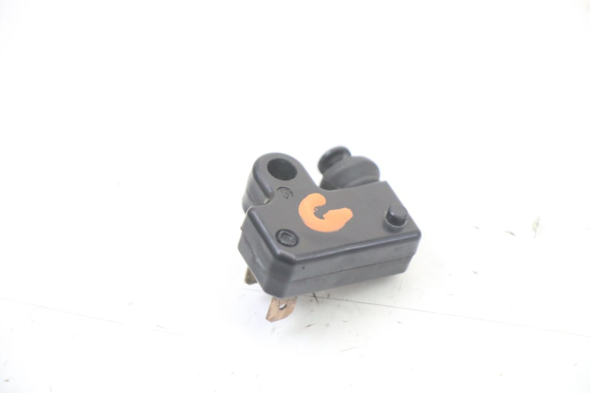 photo de LEFT STOP LIGHT SWITCH YAMAHA YP T-MAX TMAX 530 (2017 - 2020) - Zoom on usage condition