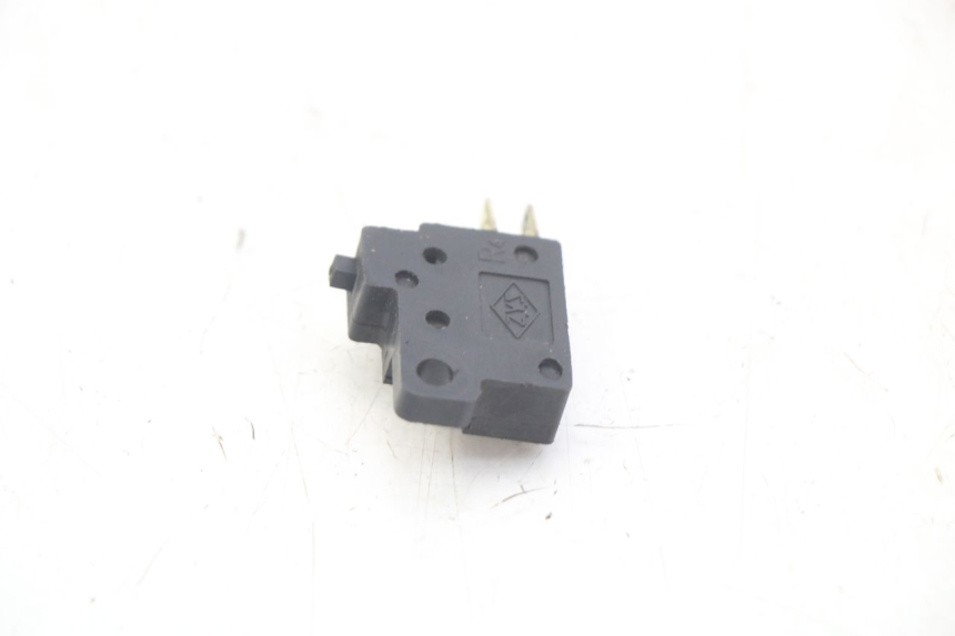 photo de Stop light switch SYM JET EURO X 2T 50 (2003 - 2007) - Zoom on usage condition
