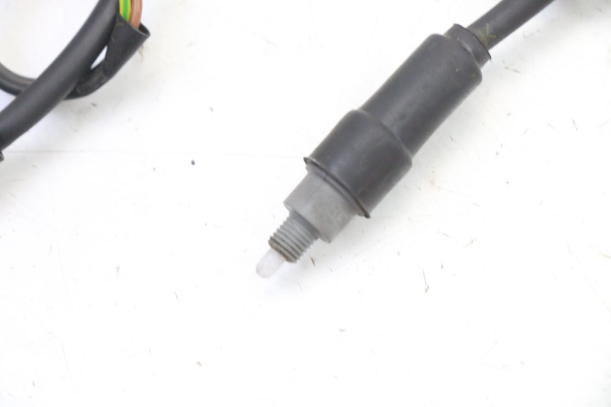 photo de STOP LIGHT SWITCH YAMAHA JOG R 50 (2004 - 2014) - Zoom on usage condition