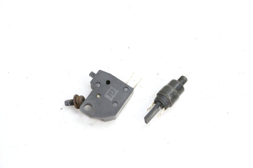 photo de STOP LIGHT SWITCH PEUGEOT KISBEE 4T 50 (2018 - 2022) - Main view