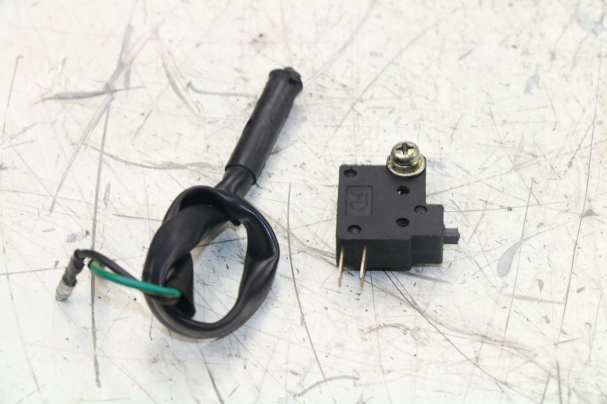 photo de STOP LIGHT SWITCH KYMCO AGILITY RS 4T 50 (2009 - 2013) - Component detail
