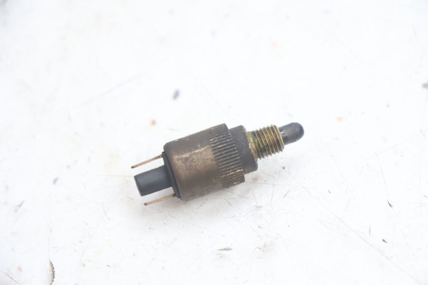 photo de STOP LIGHT SWITCH PIAGGIO LIBERTY 50 (1998 - 2003) - Component detail