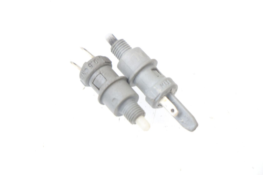 photo de STOP LIGHT SWITCH PEUGEOT LUDIX 50 (2008 - 2017) - Main view