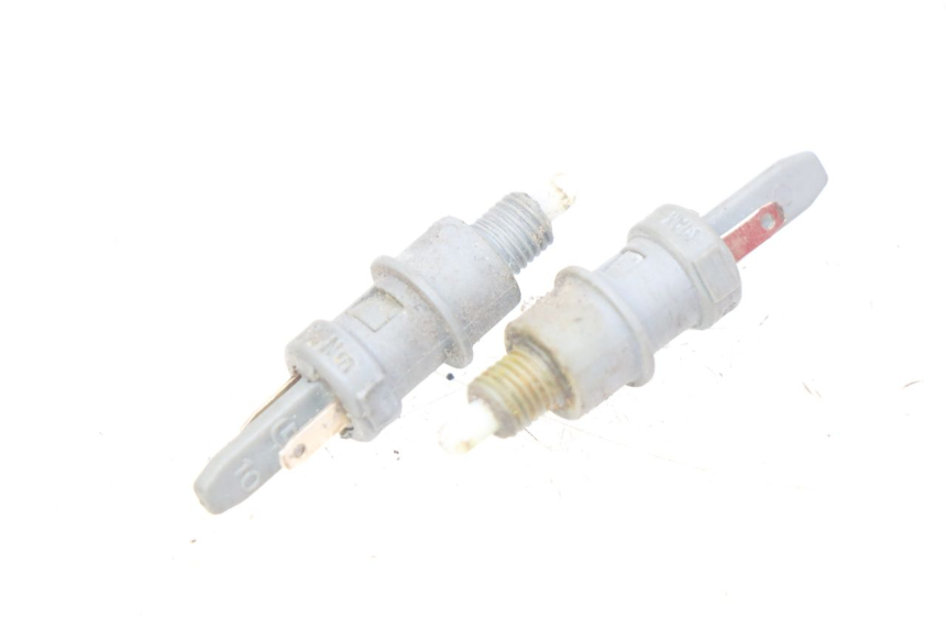 photo de STOP LIGHT SWITCH PEUGEOT LUDIX 50 (2008 - 2017) - Component detail