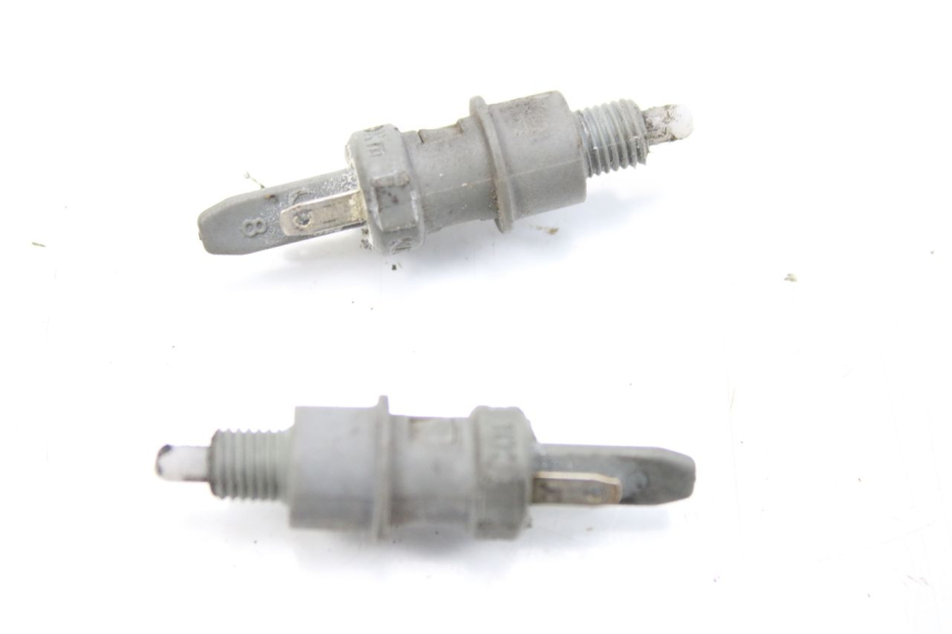 photo de STOP LIGHT SWITCH PEUGEOT LUDIX 50 (2008 - 2017) - Component detail