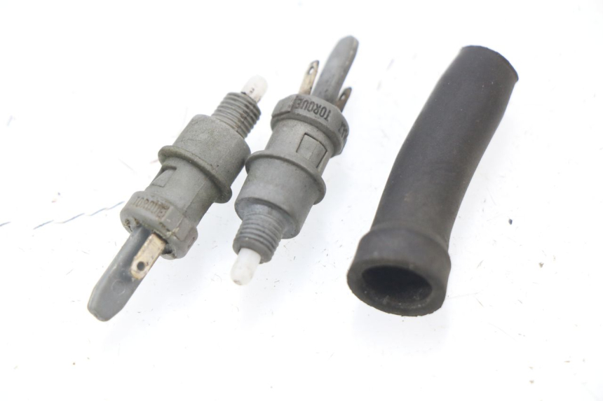 photo de STOP LIGHT SWITCH PEUGEOT LUDIX ONE 50 (2005 - 2008) - Main view