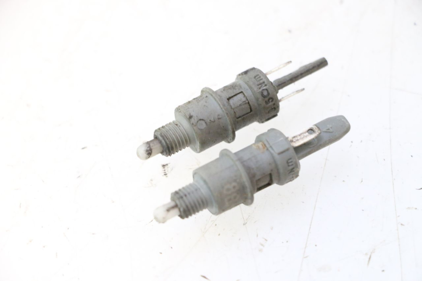 photo de STOP LIGHT SWITCH PEUGEOT LUDIX ONE 50 (2004 - 2006) - Main view