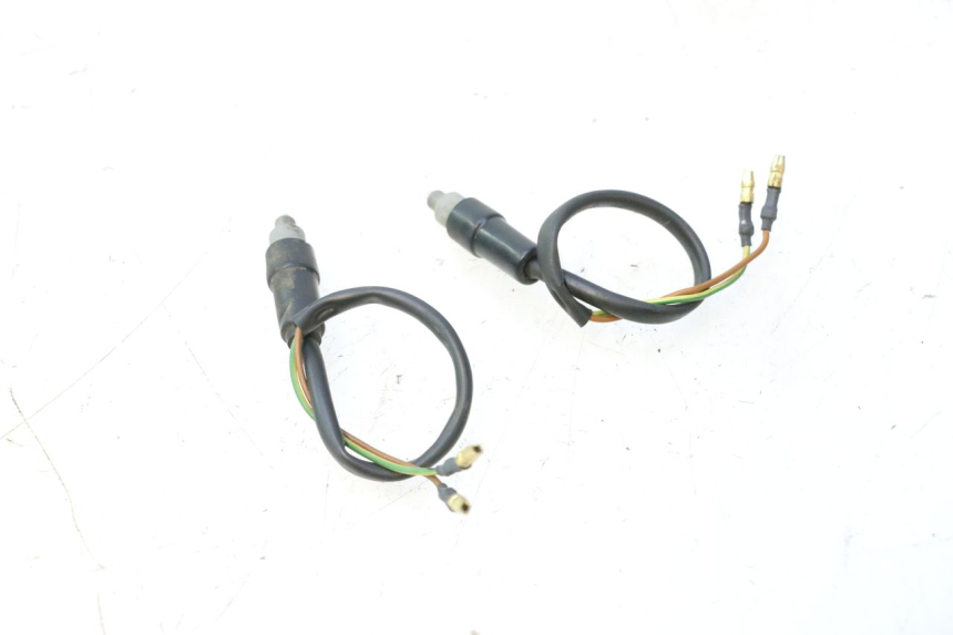 photo de STOP LIGHT SWITCH MBK MACH G AC 50 (2002 - 2014) - Zoom on usage condition