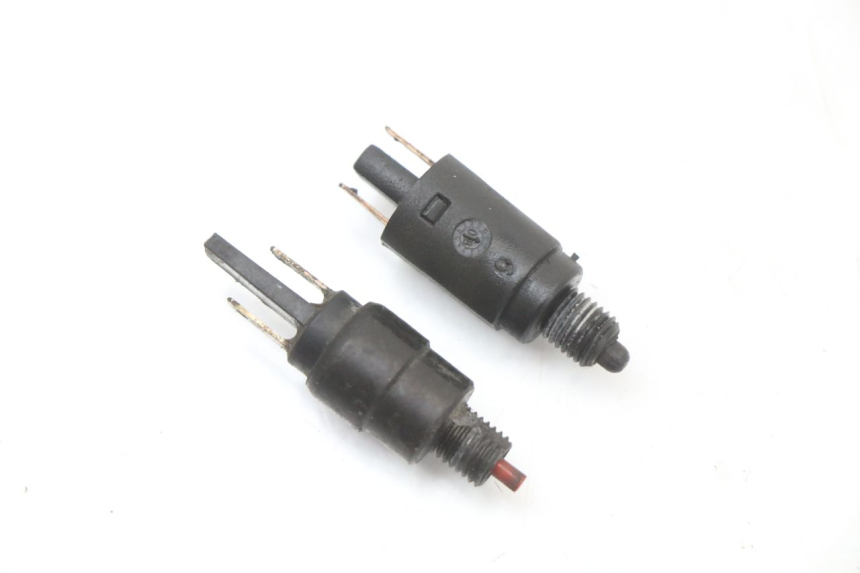 photo de STOP LIGHT SWITCH PIAGGIO MP3 500 (2011 - 2015) - Zoom on usage condition