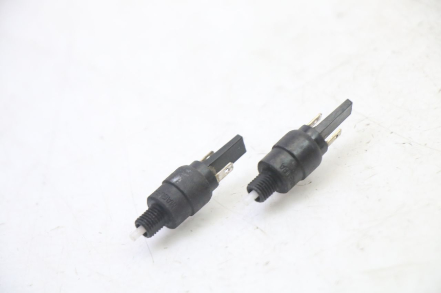 photo de STOP LIGHT SWITCH PIAGGIO MP3 RL 250 (2006 - 2010) - Component detail