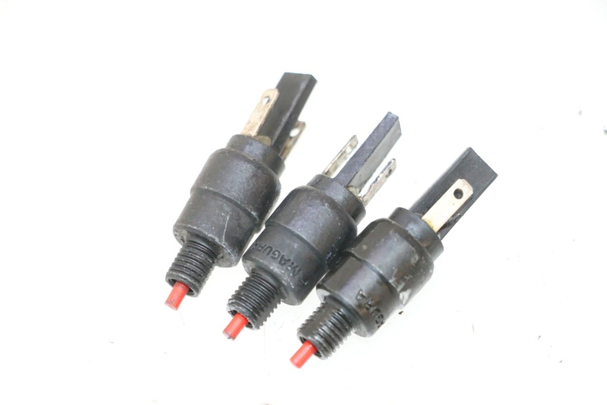 photo de STOP LIGHT SWITCH PIAGGIO MP3 500 (2016 - 2018) - Main view