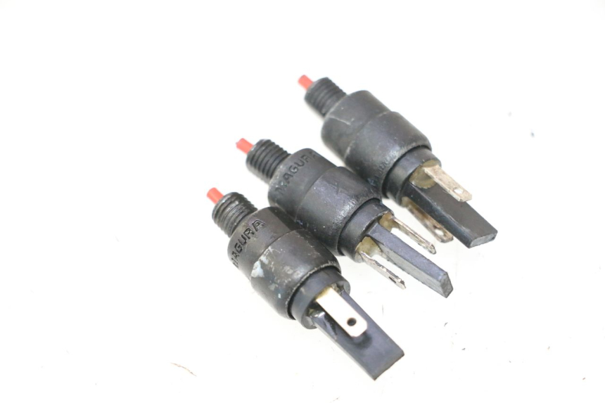 photo de STOP LIGHT SWITCH PIAGGIO MP3 500 (2016 - 2018) - Component detail