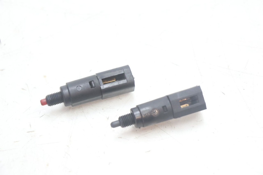 photo de STOP LIGHT SWITCH PIAGGIO MP3 125 (2006 - 2014) - Main view