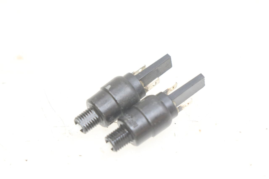 photo de STOP LIGHT SWITCH APRILIA SCARABEO LIGHT 125 (2007 - 2011) - Main view