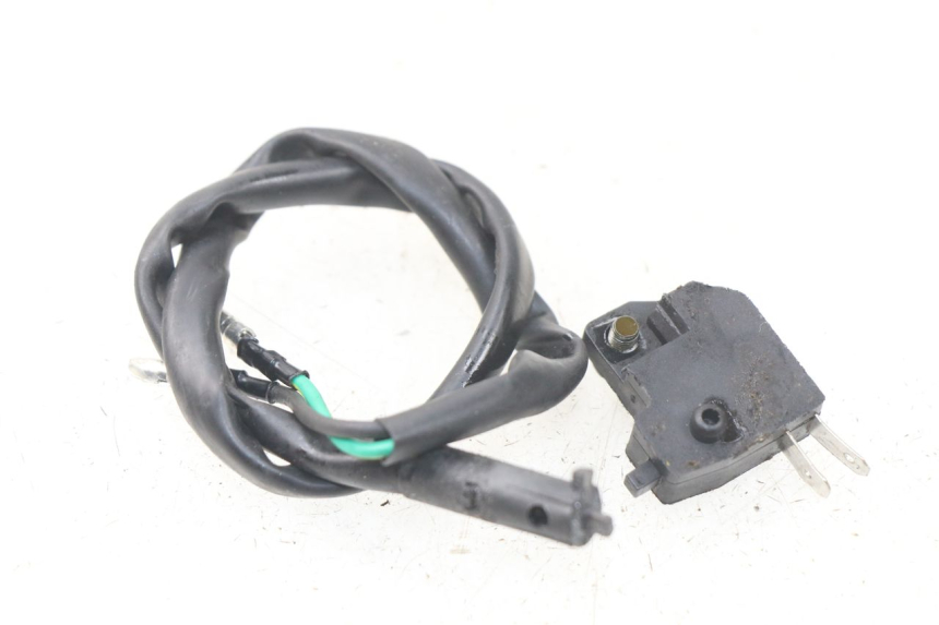 photo de STOP LIGHT SWITCH BAOTIAN TRAVEL SPIRIT 50 (2010 - 2012) - Component detail