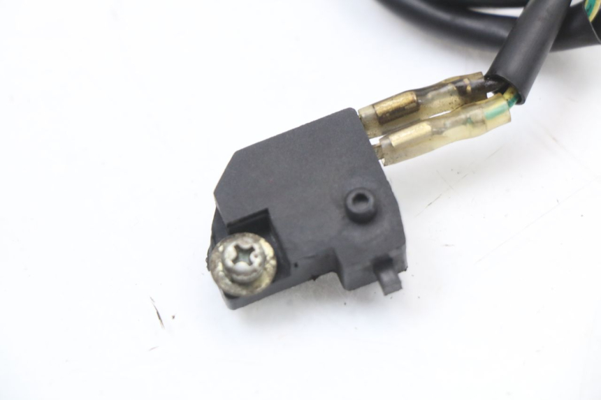 photo de STOP LIGHT SWITCH PEUGEOT V-CLIC VCLIC 50 (2007 - 2013) - Zoom on usage condition