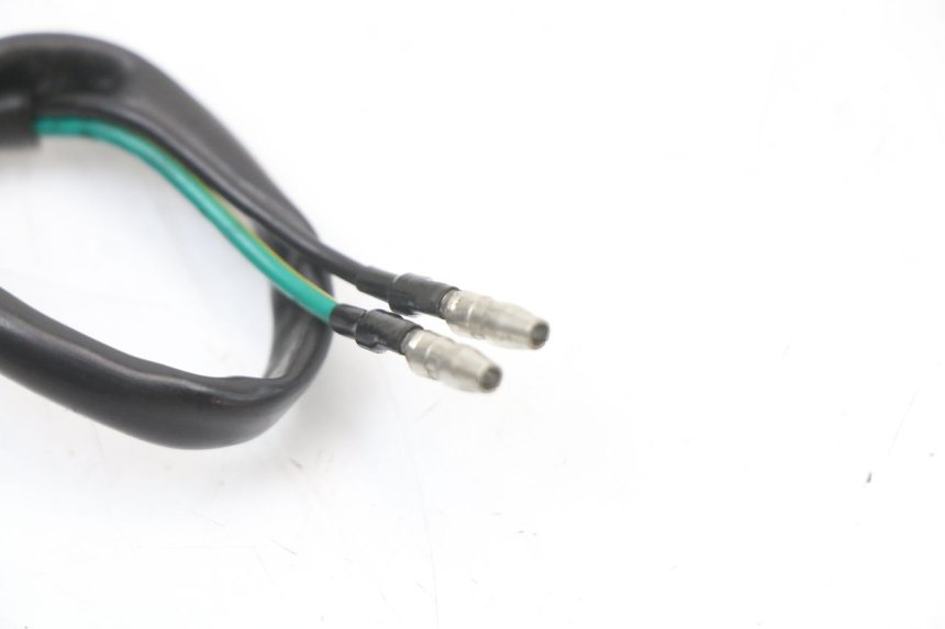 photo de STOP LIGHT SWITCH PEUGEOT V-CLIC VCLIC 50 (2007 - 2013) - Fixing points details