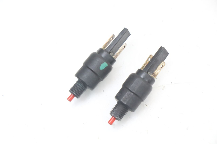 photo de STOP LIGHT SWITCH PIAGGIO VESPA PRIMAVERA 4T 50 (2021 - 2024) - Main view