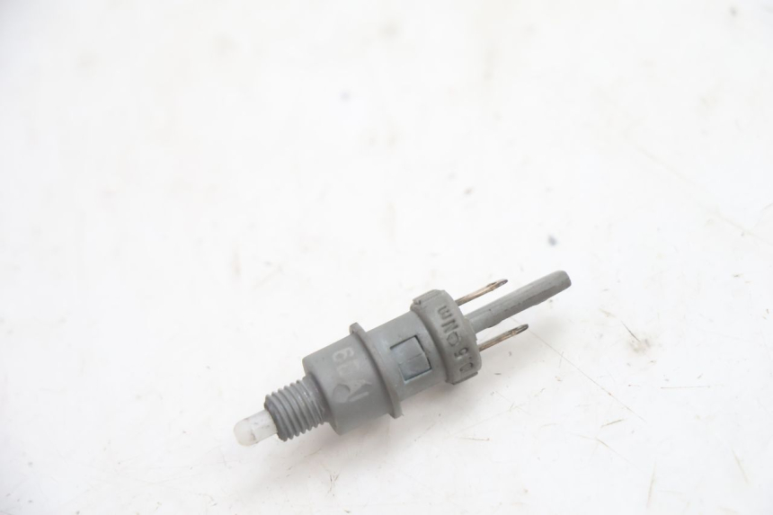 photo de STOP LIGHT SWITCH PEUGEOT VIVACITY 50 (2004 - 2009) - Main view