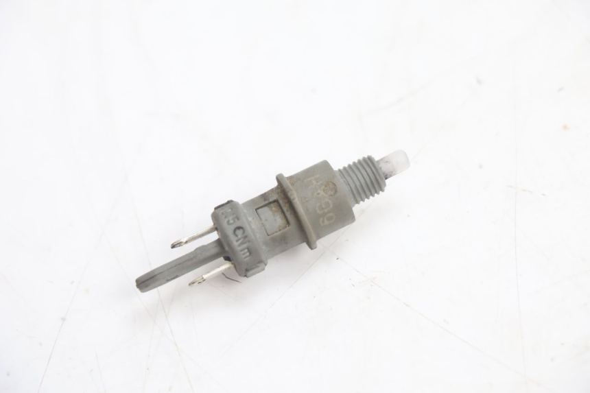 photo de STOP LIGHT SWITCH PEUGEOT VIVACITY 50 (2004 - 2009) - Component detail