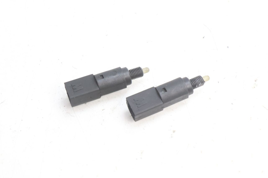 photo de STOP LIGHT SWITCH PIAGGIO X9 AMALFI 180 (2000 - 2003) - Component detail