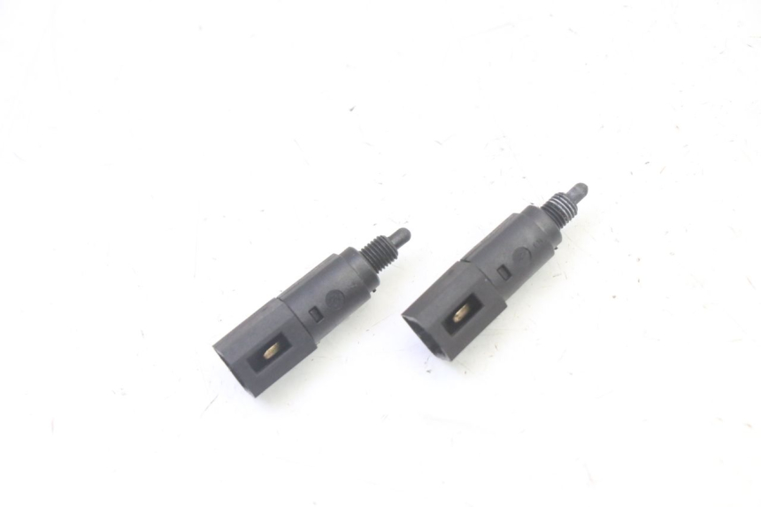 photo de STOP LIGHT SWITCH PIAGGIO X9 EVOLUTION 125 (2003 - 2007) - Component detail