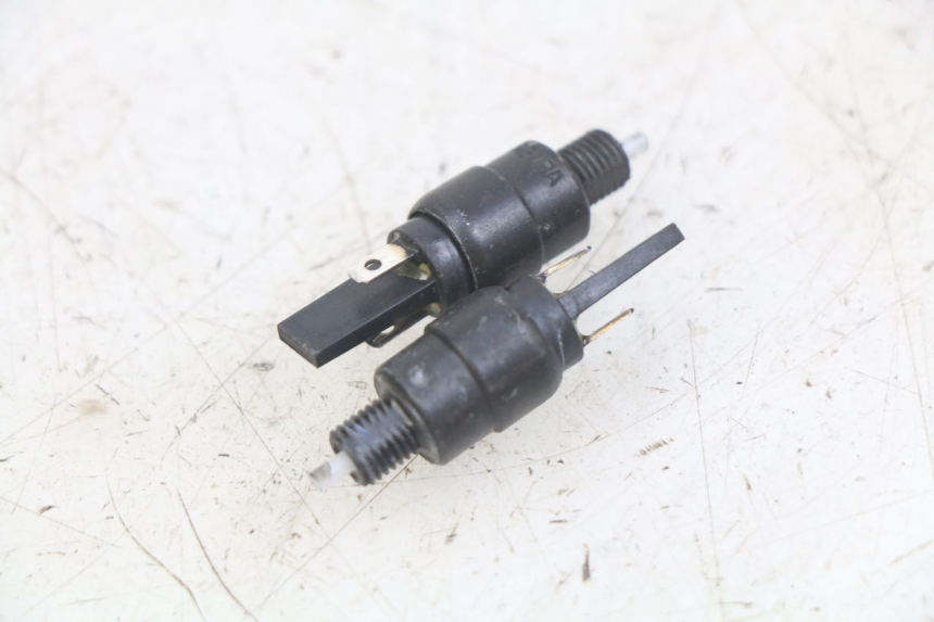 photo de STOP LIGHT SWITCH PIAGGIO XEVO - X EVO 125 (2007 - 2017) - Main view