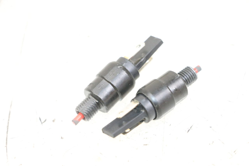 photo de STOP LIGHT SWITCH PIAGGIO XEVO - X EVO 125 (2007 - 2017) - Main view