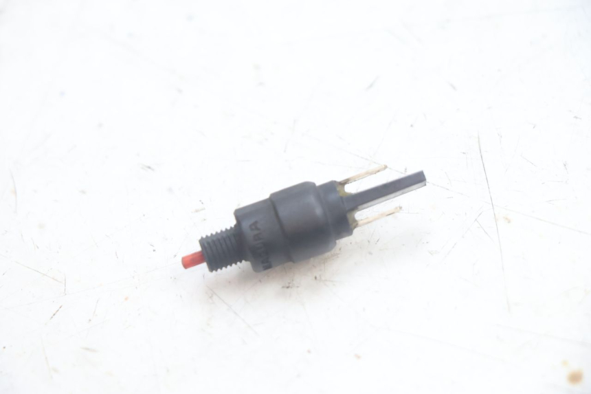 photo de STOP LIGHT SWITCH PIAGGIO ZIP IGET 4T 50 (2021 - 2023) - Main view