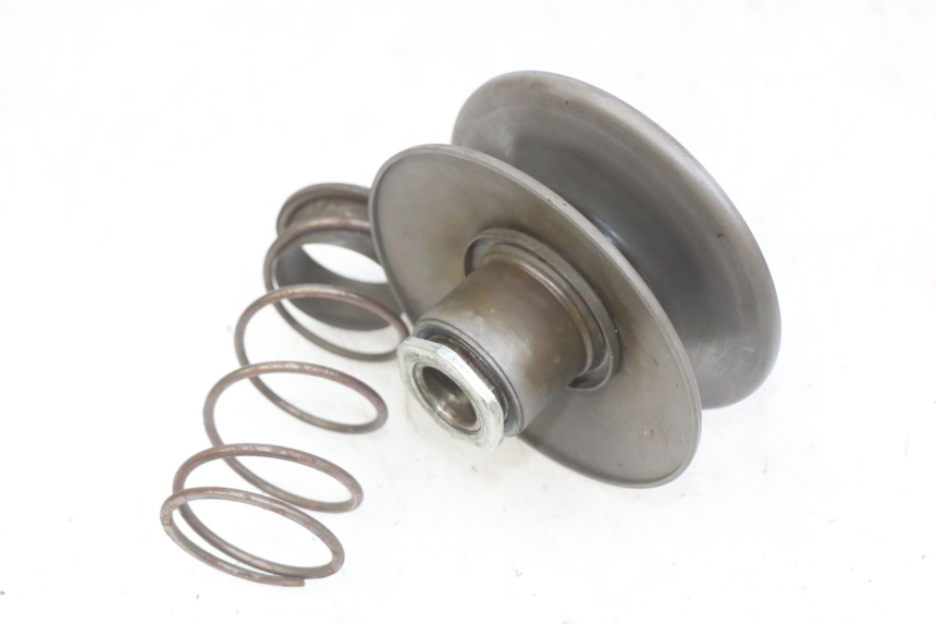 photo de TORQUE CONVERTER HONDA SCV LEAD 100 (2003 - 2007) - Alternative perspective