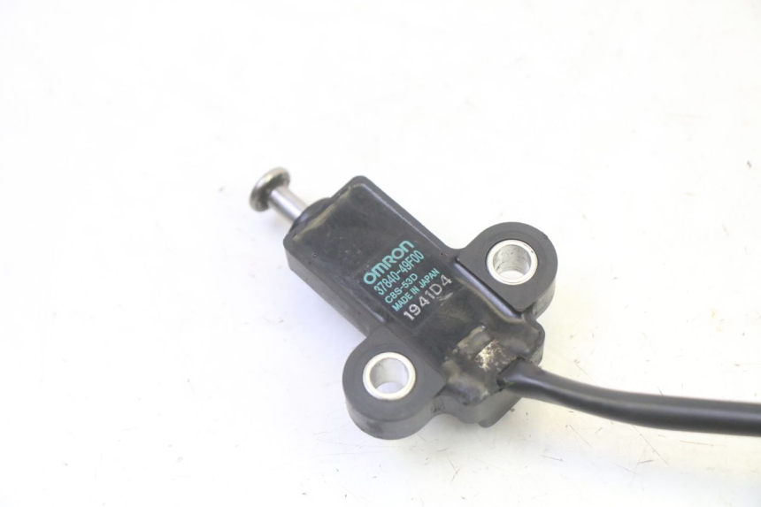 photo de IGNITION SWITCH KICKSTAND SUZUKI BURGMAN 125 (2007 - 2014) - Alternative perspective