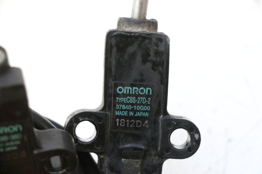 photo de SIDE STAND SWITCH SUZUKI BURGMAN EXECUTIVE ABS 650 (2006 - 2012) - Zoom on usage condition