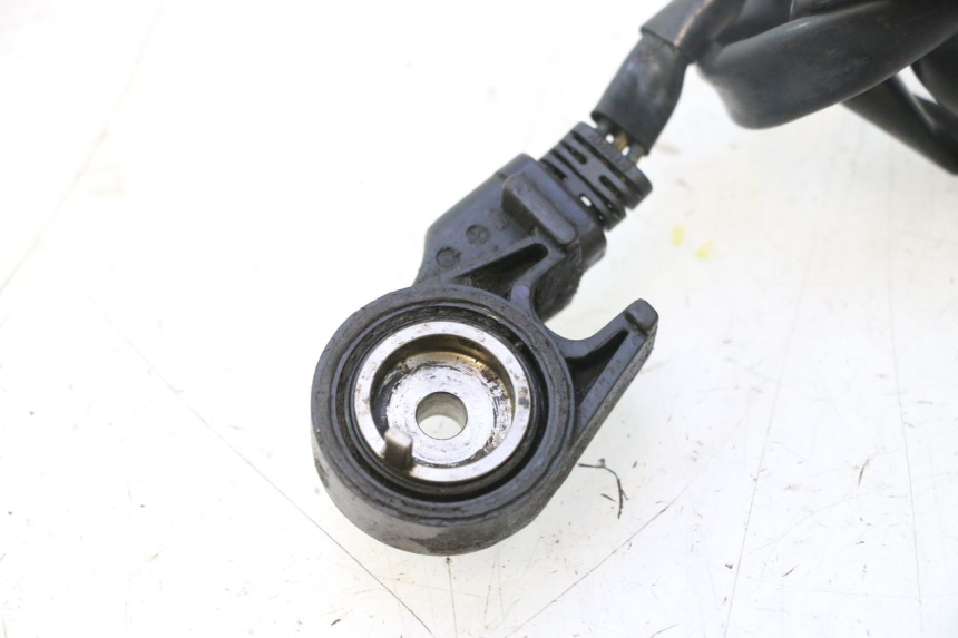 photo de SIDE STAND SWITCH HONDA CB TWO FIFTY 250 (1991 - 2002) - Technical close-up