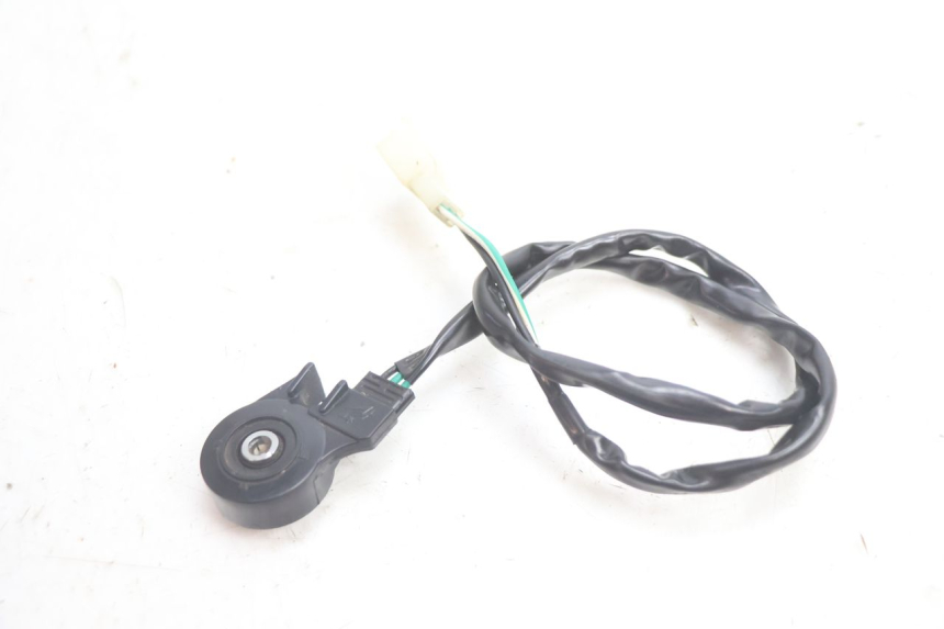 photo de SIDE STAND SWITCH VASTRO GP 2T 50 (2013 - 2017) - Zoom on usage condition
