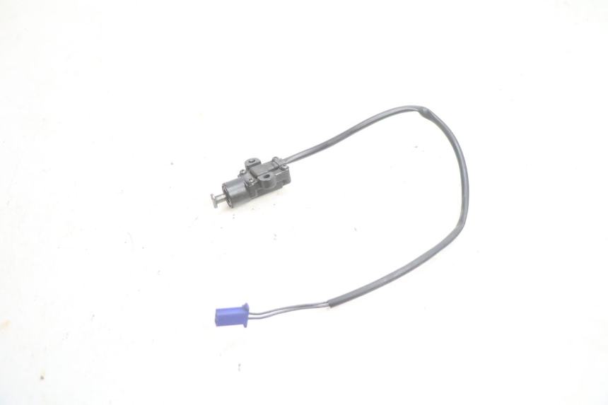 photo de IGNITION SWITCH KICKSTAND GILERA GP 800 (2007 - 2013) - Technical close-up