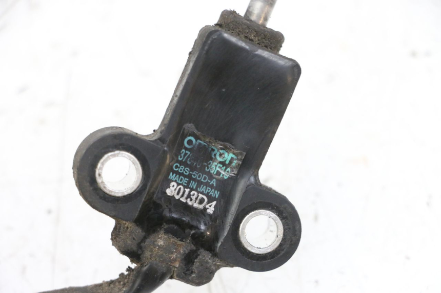 photo de SIDE STAND SWITCH SUZUKI GSXR GSX-R 1000 (2003 - 2004) - Zoom on usage condition