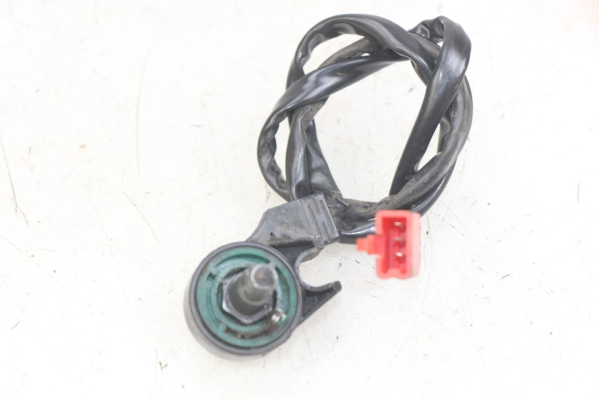 photo de IGNITION SWITCH KICKSTAND JM MOTORS OLDIES RS 4T 50 (2021 - 2024) - Zoom on usage condition