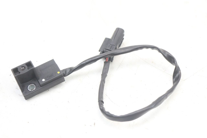photo de SIDE STAND SWITCH ROYAL ENFIELD CONTINENTAL GT 650 (2019 - 2024) - Zoom on usage condition