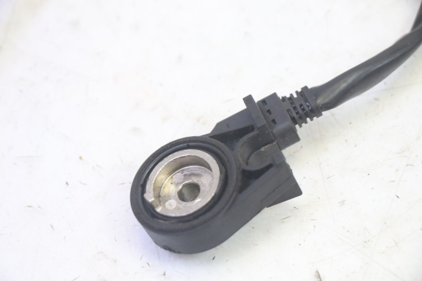 photo de KICKSTAND CUT-OFF SWITCH JM MOTORS SANTANA EVO 50 (2024 - 2026) - Technical close-up