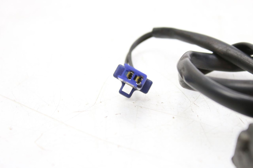 photo de IGNITION SWITCH KICKSTAND YAMAHA XMAX X-MAX 125 (2006 - 2009) - Technical close-up