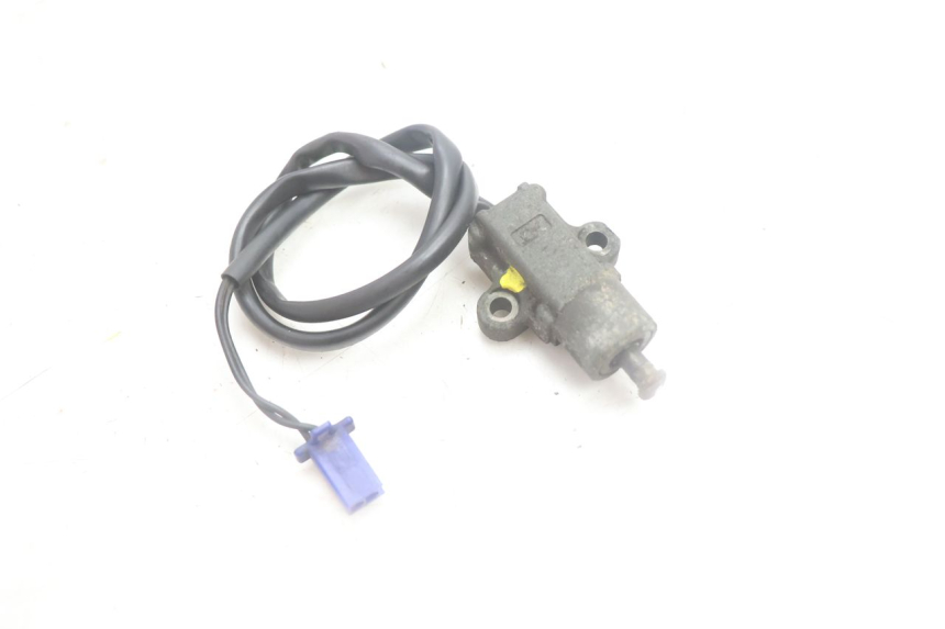 photo de IGNITION SWITCH KICKSTAND YAMAHA YP MAJESTY 125 (2002 - 2006) - Technical close-up