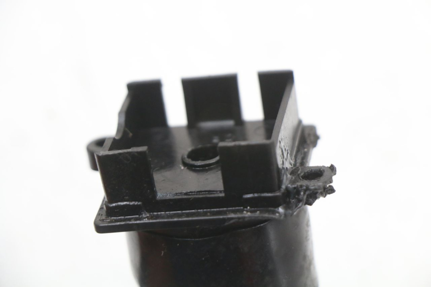 photo de IGNITION SWITCH PEUGEOT CITYSTAR 50 (2013 - 2017) - Alternative perspective