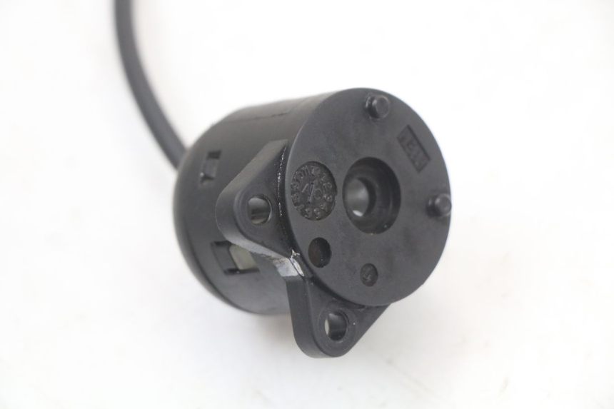 photo de SWITCH HONDA FES PANTHEON 2T 125 (1998 - 2002) - Technical close-up