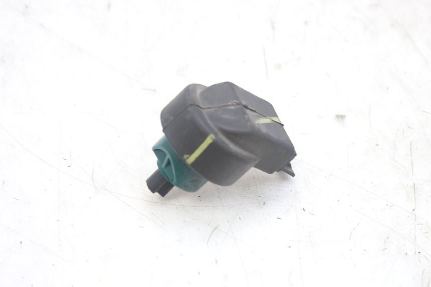 photo de IGNITION SWITCH PIAGGIO FLY 4T 50 (2013 - 2017) - Zoom on usage condition