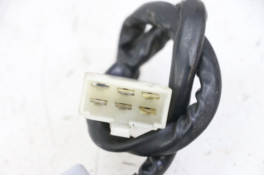 photo de SWITCH KAWASAKI ZR7 ZR-7 S 750 (1999 - 2004) - Zoom on usage condition