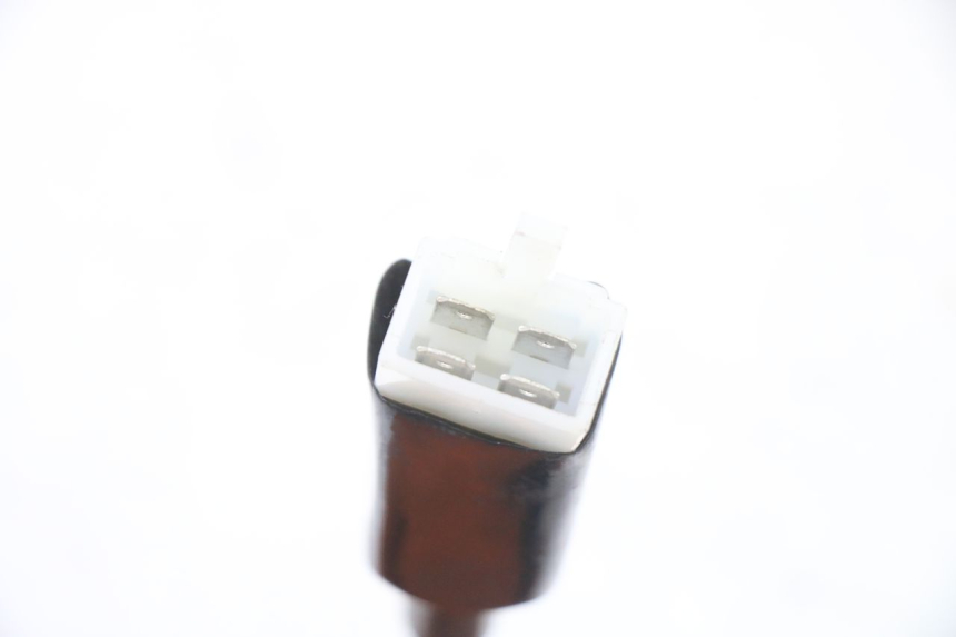 photo de SWITCH PEUGEOT KISBEE 2T 50 (2018 - 2022) - Alternative perspective